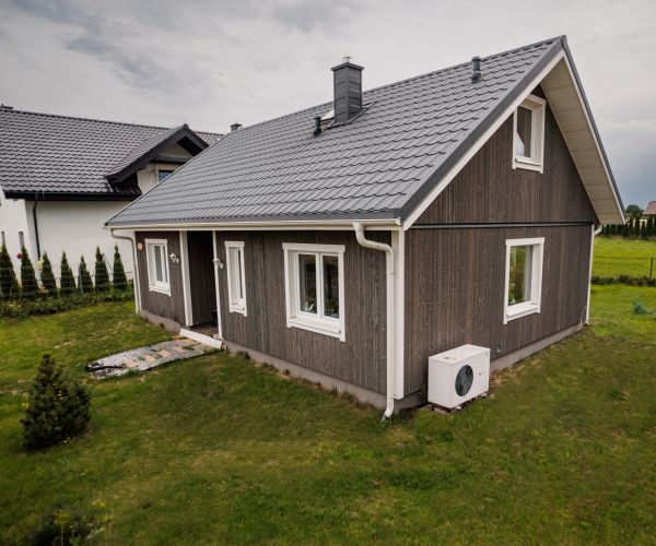 Mały dom parterowy w Dobrzyniewie Dużym