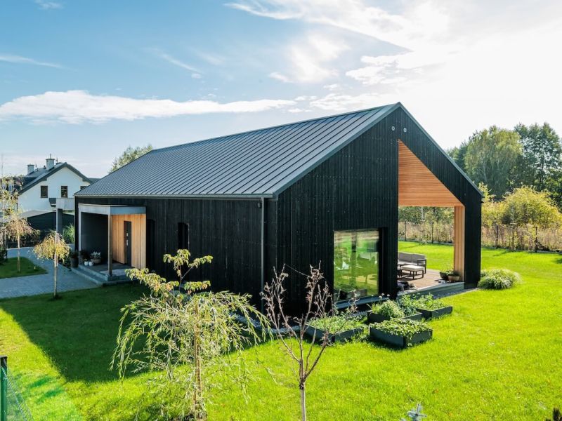 Nowoczesna stodoła w Dąbrówkach